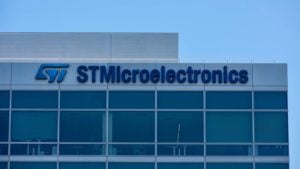 Wall Street Favorites: 3 Semiconductor Stocks With Strong Buy Ratings for May 2024