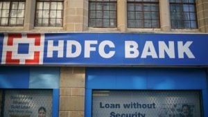 HDFC Bank storefront and logo