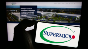 SMCI Stock Outlook: Super Micro Is Crashing. Is It Worth a Contrarian Bet?