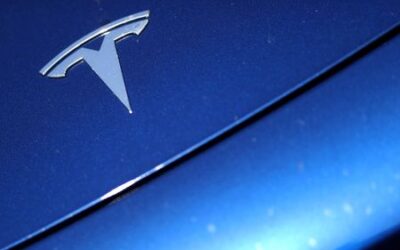 Tesla recalls U.S. 130,000 vehicles over touchscreen display malfunction